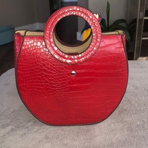 Adorable Crossbody Bag from Carlos Santana /Red ❤️